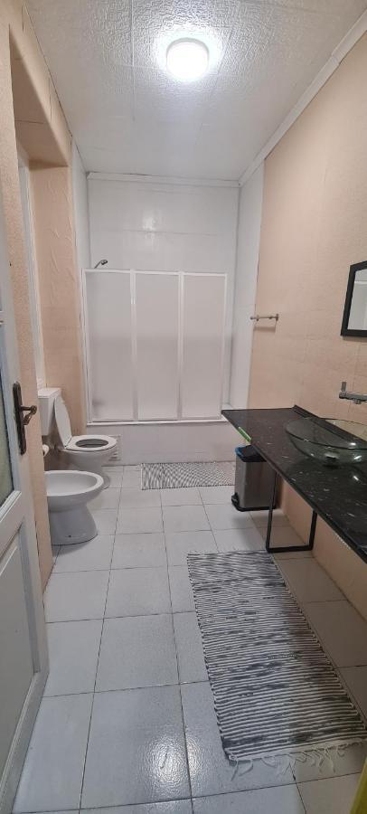 Bagetti Hostel Only For Girls 리스본 외부 사진