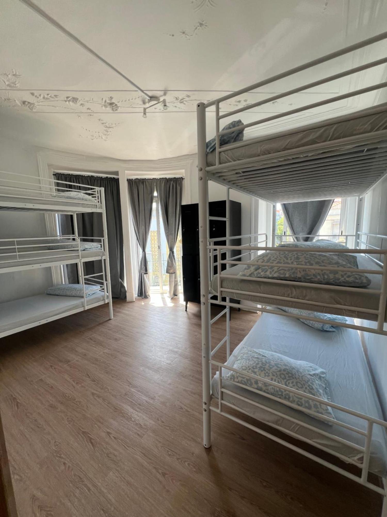 Bagetti Hostel Only For Girls 리스본 외부 사진